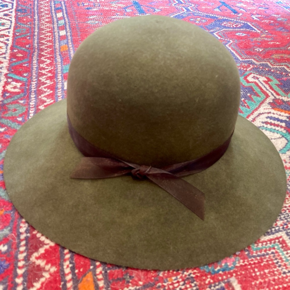 🍏👒 Pantropic Green Felt Hat